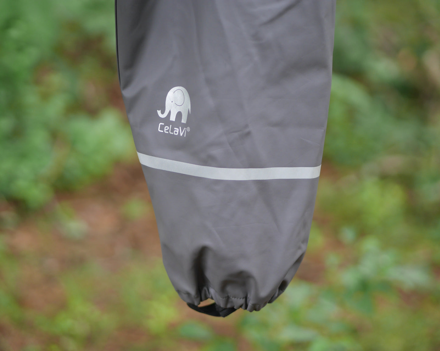 Two Piece Classic Rain Suit w/Bib - Gray - Size 100 (3-4 yr)