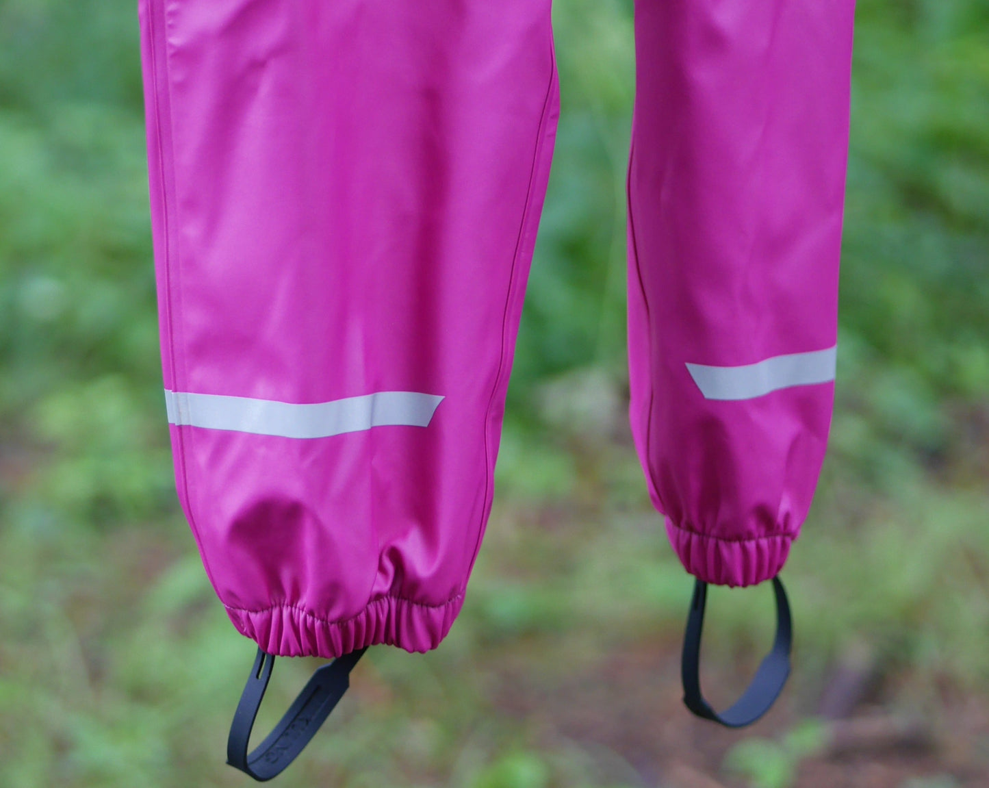 Bergen 2.0 One Piece Rain Playsuit - Magenta - Size 110 (5 yr)