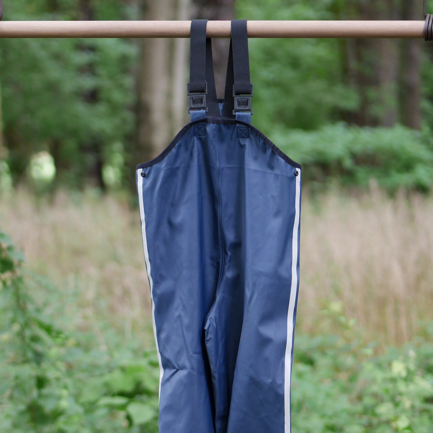 Lammikko Rain Pants/Bib - Navy - Size 104 (4T)