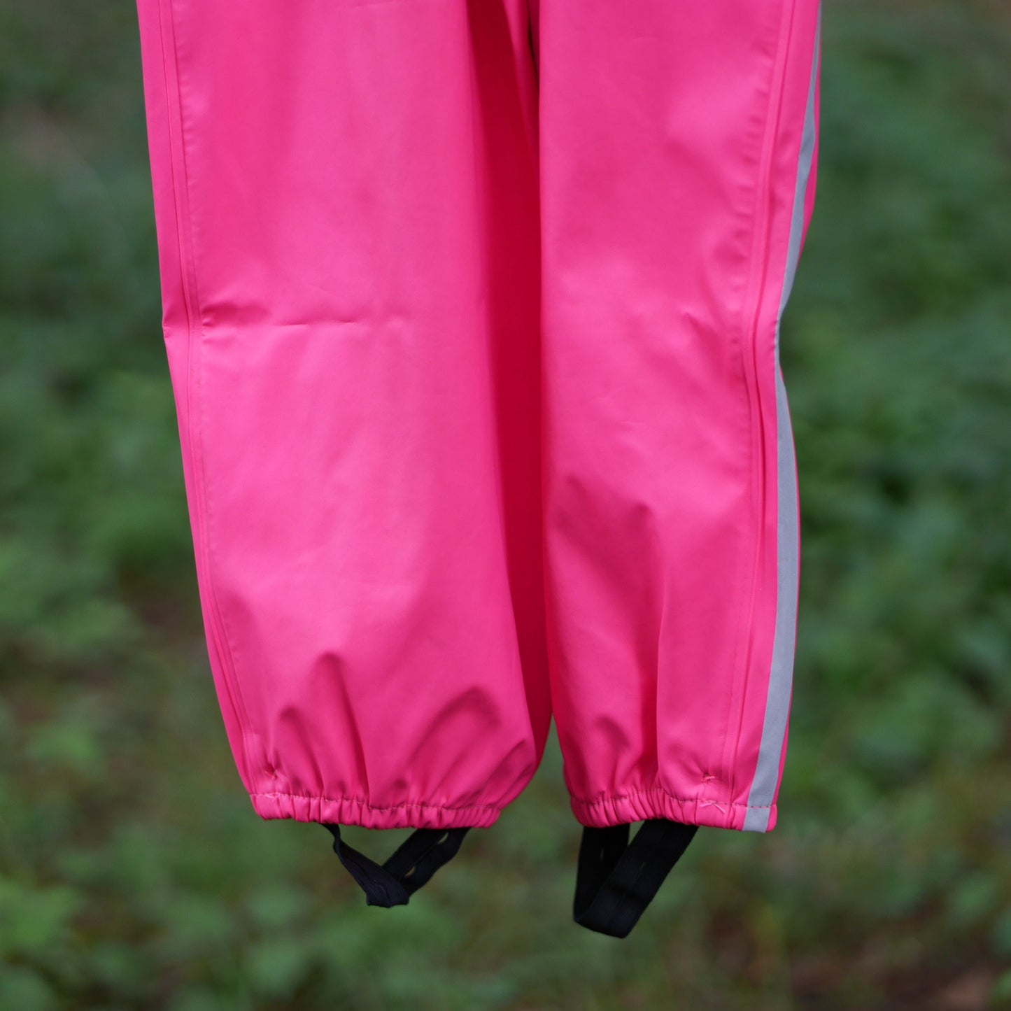 Lammikko Rain Pants/Bib - Candy Pink - Size 110 (5 yr)