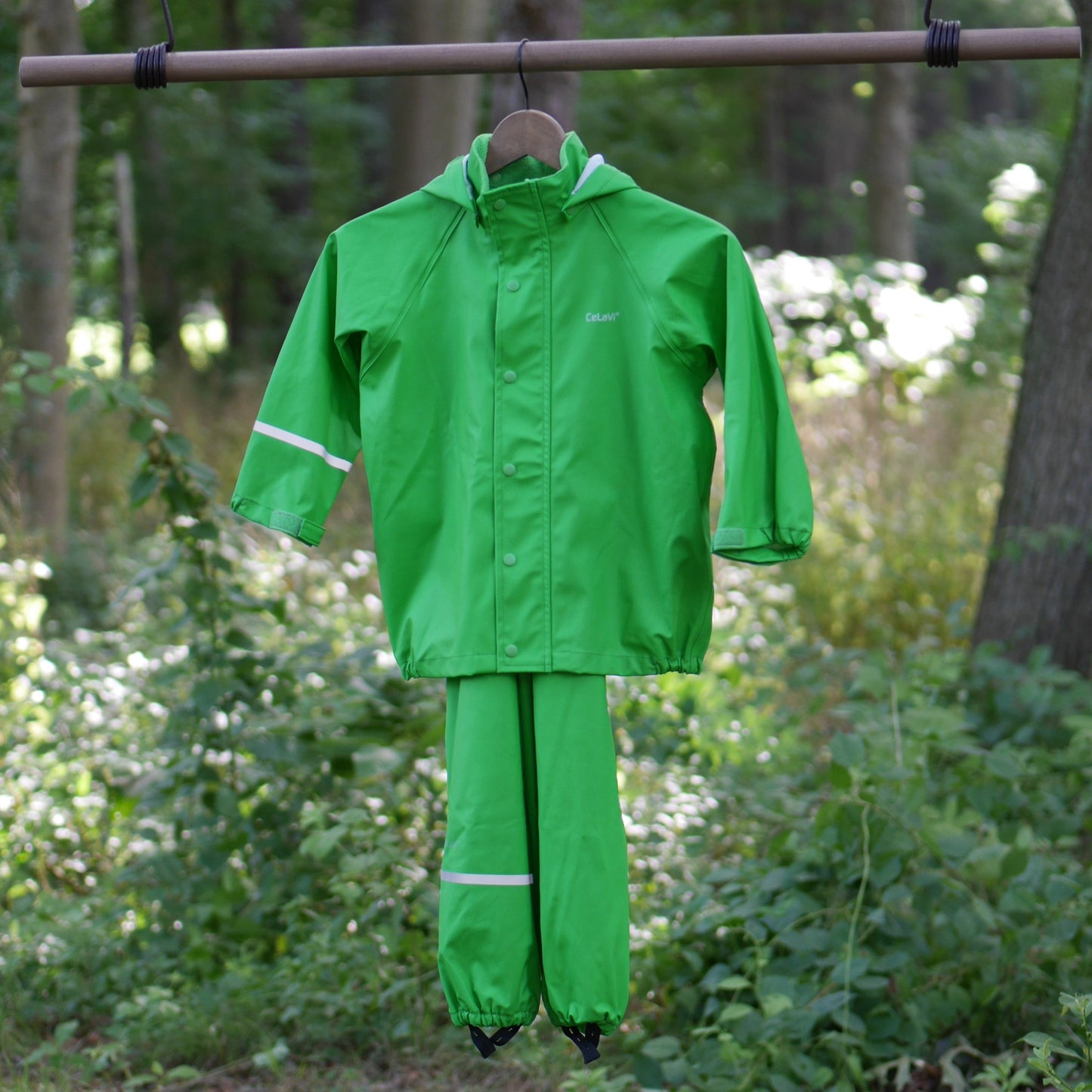 Two Piece Classic Rain Suit w/Bib - Green- Size 110 (5 yr)