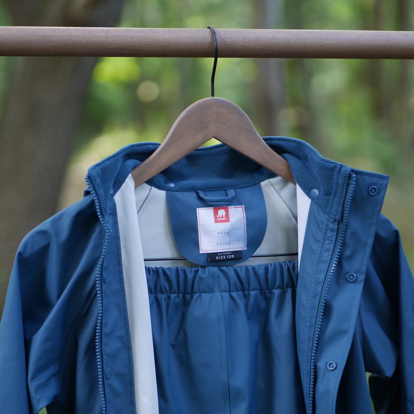 Two Piece Classic Rain Suit - Ice Blue - Size 120 (6-7 yr)