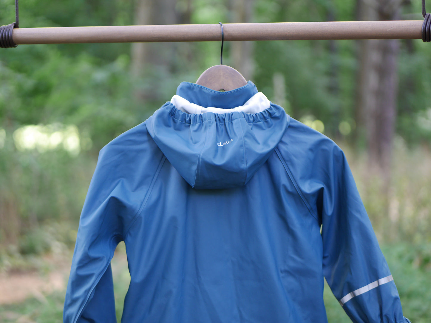 Two Piece Classic Rain Suit - Ice Blue - Size 120 (6-7 yr)